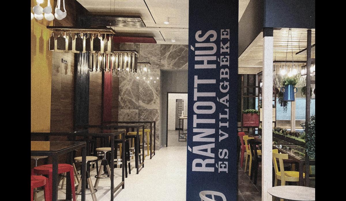 Séf Asztala Kossuth tér